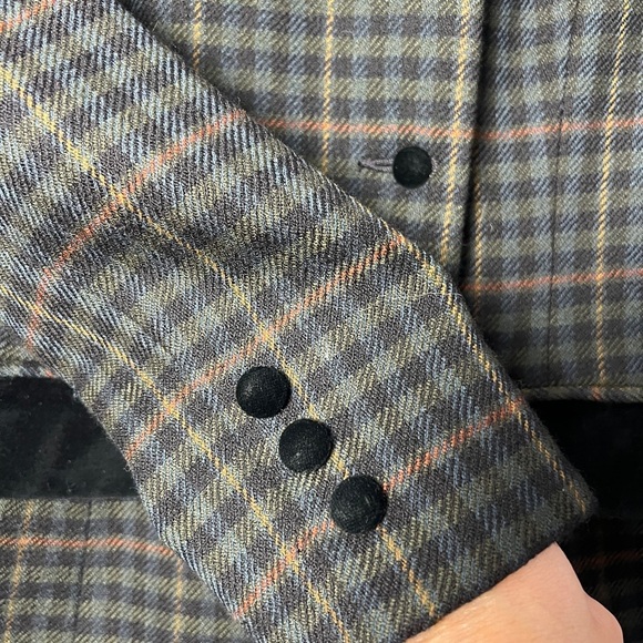 J. McLaughlin Plaid Velvet Trim Double Breasted 100% Wool Blazer - Picture 3 of 7